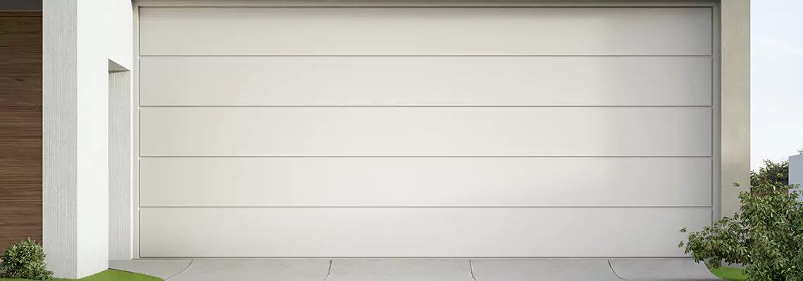 Sliding Garage Door Repair Help in Jacksonville, Florida